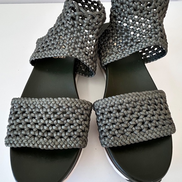 Edam Braided sandals by Salvatore Ferragamo - Picture 3 of 6